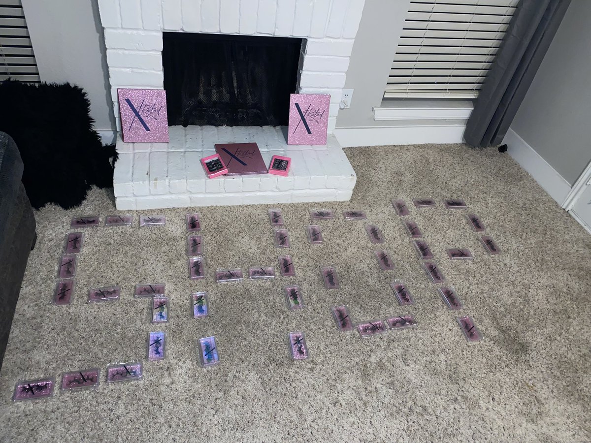 XRatedMinks's tweet photo. X RATED MINKS has entered the chat 💬 . 
SHOP 🛍 https://t.co/dImA1r77gT
Get 10% off when you use the code #BADDIE at checkout 🛒 #moneychallenge https://t.co/rGD1yIkznV