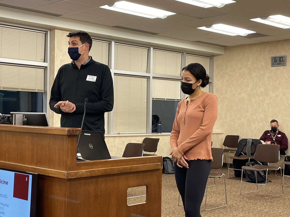 drdavewebb's tweet photo. Congrats to our SSP Career Pathway students in Healthcare, Transportation and Business Entrepreneurship featured at the board tonight! @SSPPS6 #SSPpride https://t.co/Pq5vu9ISze