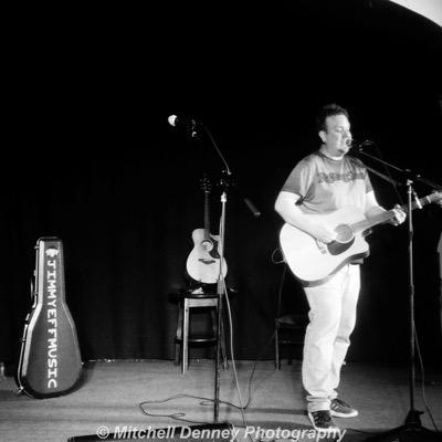 LonelyOakRadio's tweet photo. We play 'You're Not Alone' by Jimmy Eff @jimmyeffmusic at 10:45 AM and at 10:45 PM (Pacific Time) Monday, Jan 24, #NewMusic show https://t.co/zNgEgRQOOd