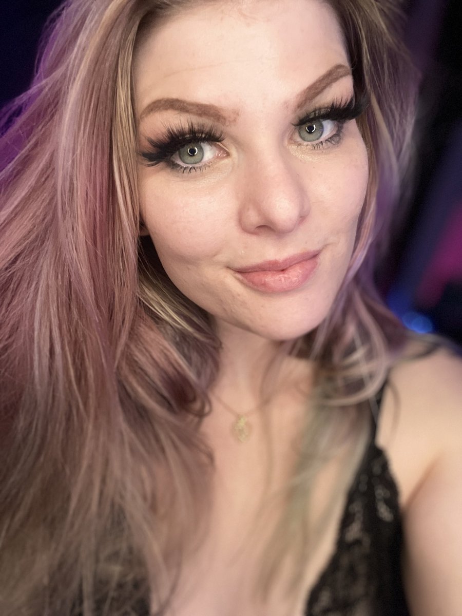 daisyxdee1's tweet photo. https://t.co/toCdnelJny
