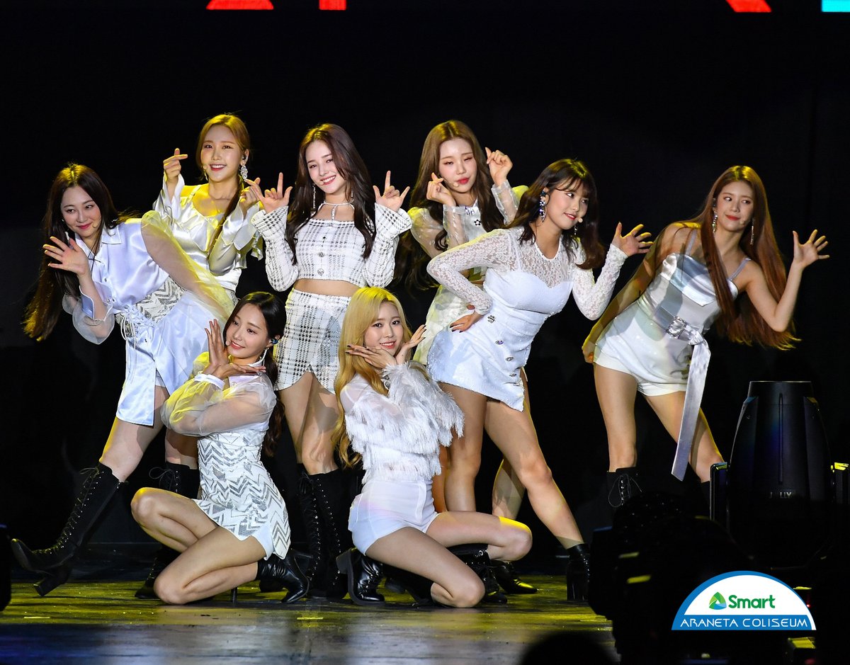 TheBigDome's tweet photo. 3 years since @MMLD_Official fan meeting here at the Big Dome. We miss everyone! 🥺👉👈

What's your most memorable experience during #MOMOLANDLive? 
#ConcertAnniversary #MOMOLAND  #TheBigDome https://t.co/0stku5aspV