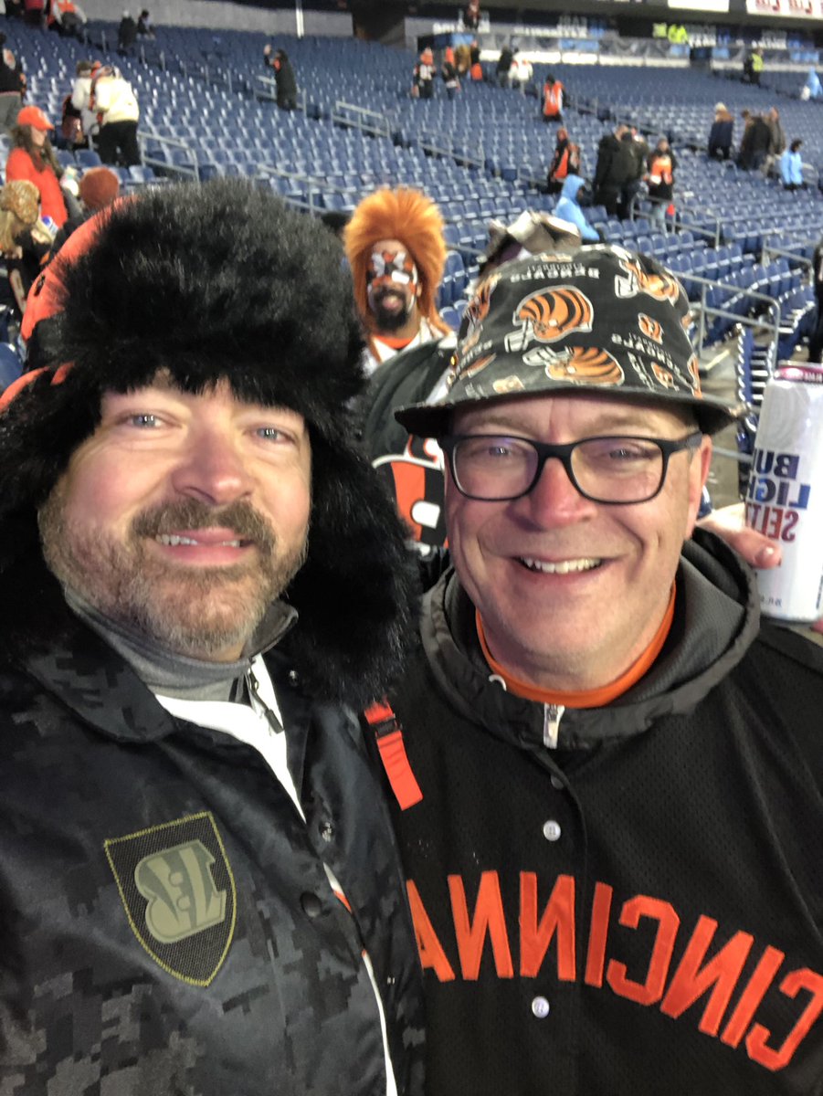WellnessGreater's tweet photo. @bengaljims_BTR @bengaltrailer Great meeting you Jim! See you in KC! https://t.co/i2MrBj9Fx8