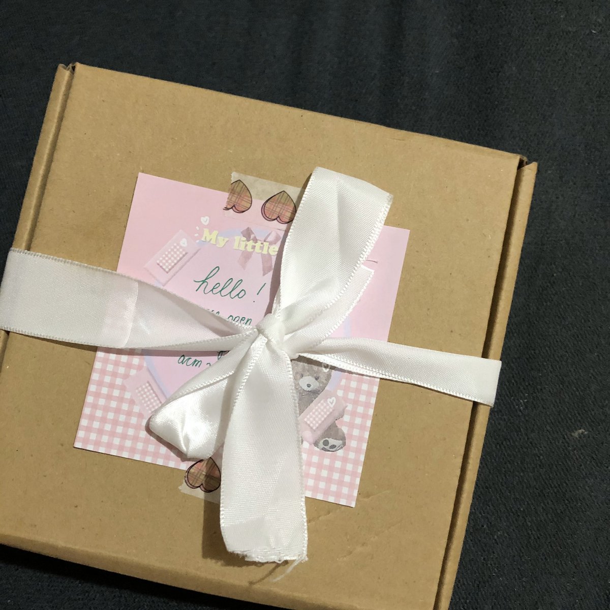 fluffcart's tweet photo. #fluffmails 💌

thank you to my mm consol @chaeng_hoonie ! kahit parehas naman tayong taga-mm di ko rin alam 😭 loaf ü forevs <3 https://t.co/GmFL0PgW3e