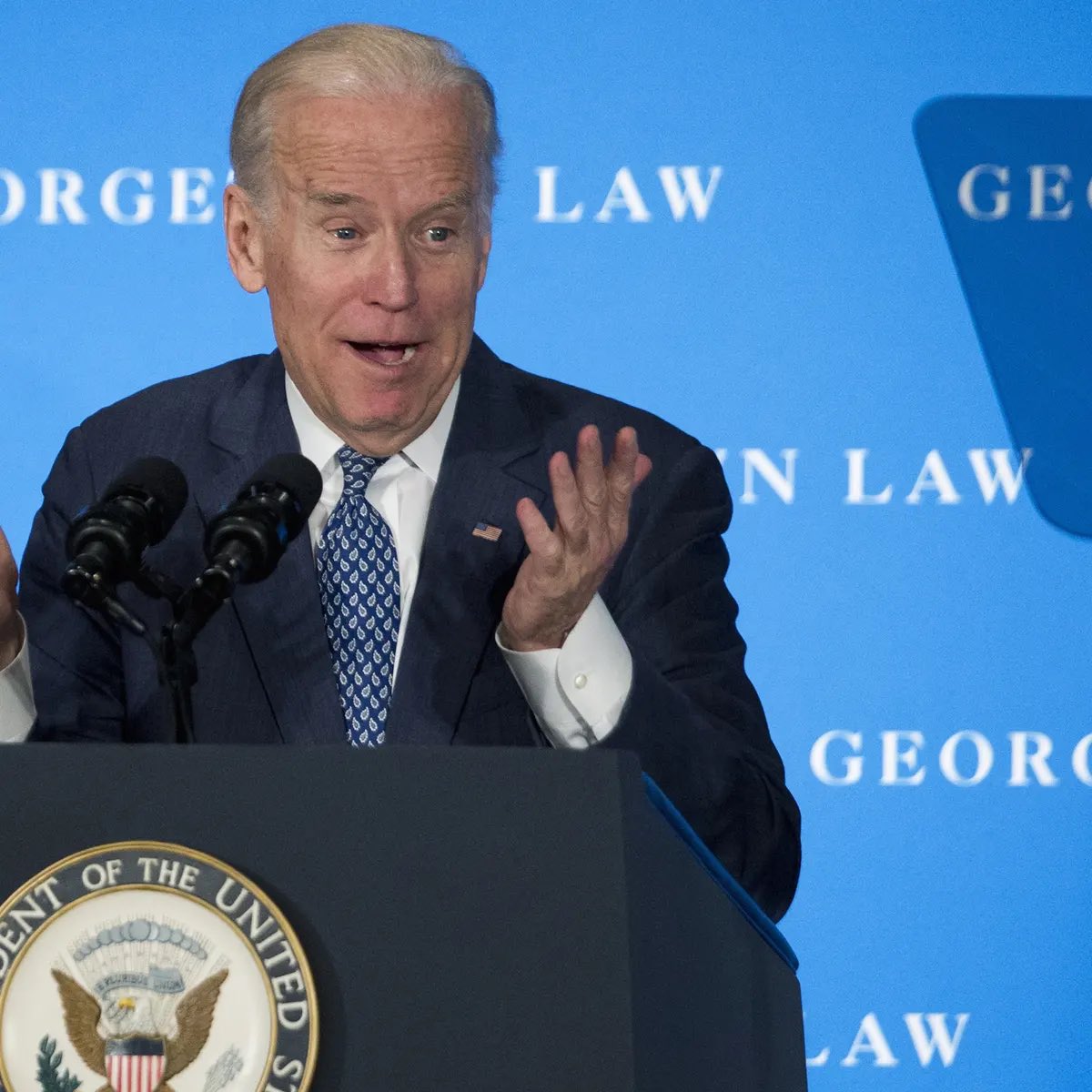 corrcomm's tweet photo. I’ve got your #DumbSonOfABitch right here. #Biden https://t.co/VGD6isY5vl