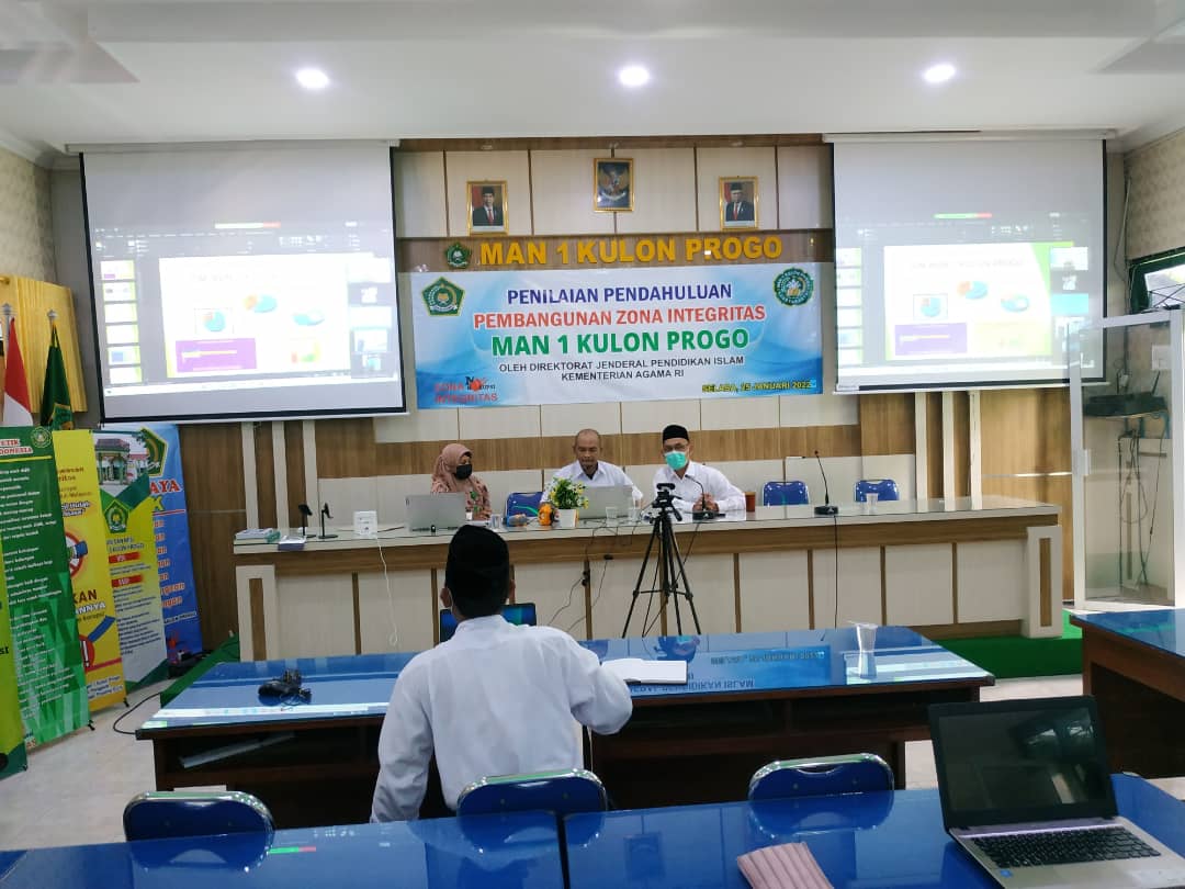 man1kp's tweet photo. Penilaian Pendahuluan Pembangunan Zona Integritas MAN 1 Kulon Progo oleh Direktorat Jendral Pendis Kemenag RI https://t.co/U6WD1vpa6x