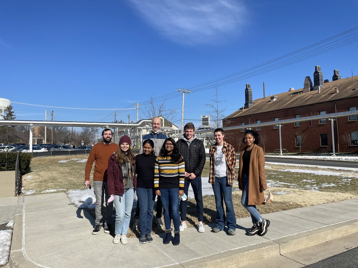 isitachemist's tweet photo. Last day at Meier lab! 😢 Can’t thank enough this awesome group of people! Thank you @doc_jlmeier for all the support and guidance during this crazy times and also, for giving me the opportunity to be a part of this amazing team! ☺️ will miss you guys! https://t.co/cJZ2plpsxh