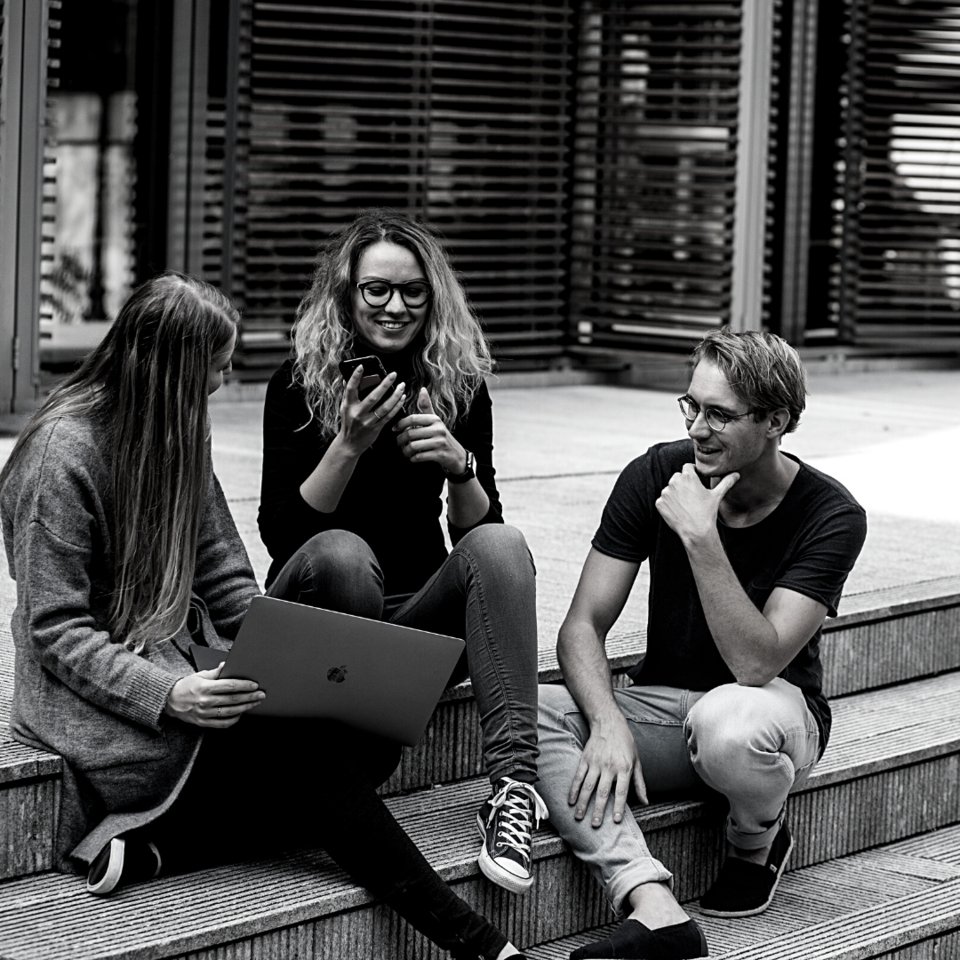 DanBirchDesign's tweet photo. How are you giving your users the ability to connect with other users?

#userexperiencedesign #uxdesign #uidesign #uxinspiration #designthinking #design #uxmistakes #uxproblem https://t.co/NvSYIOyhLq