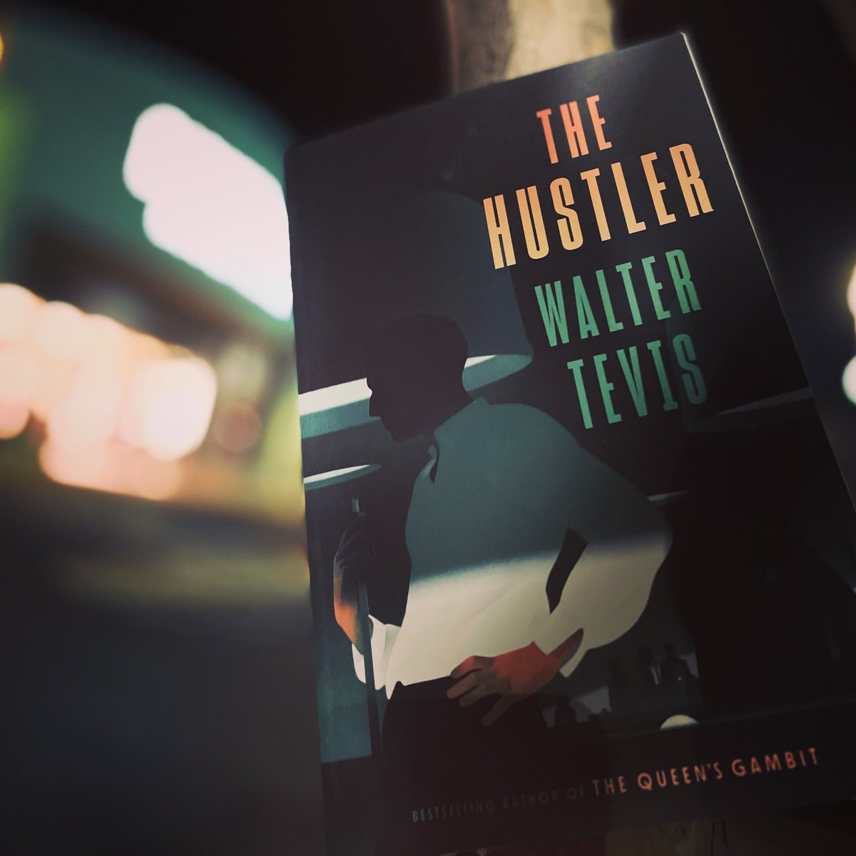 BN_DublinCA's tweet photo. From the bestselling author of The Queen’s Gambit, our newest Rediscovered classic is The Hustler by Walter Tevis!

#bndublin #barnesandnoble #rediscoveredclassic https://t.co/Ur3jJd38g4