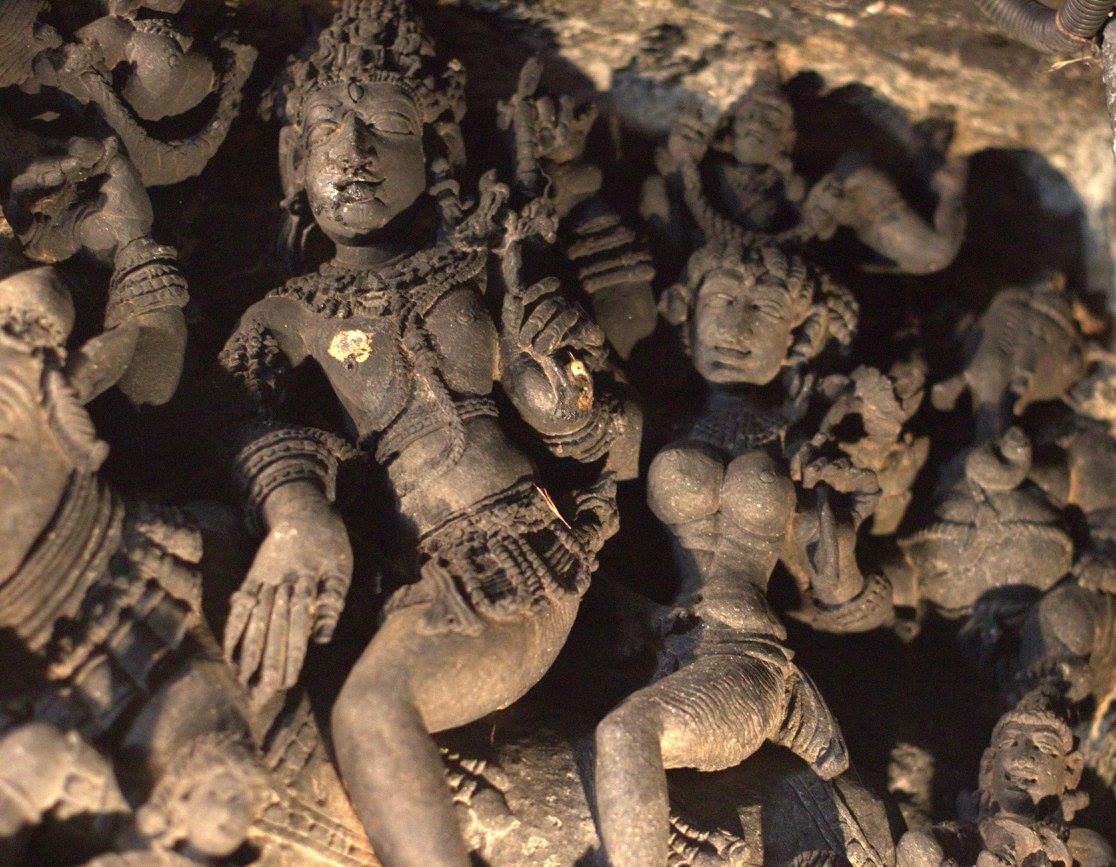 swamin400's tweet image. How many in India &amp;amp; Karnataka know about this beautiful Ashtadikapalika from 9-10 CE Nolamba in Aralaguppe Kalleshwara temple (Tumkur) 

A victim of poor preservation &amp;amp; visibility 

Being so near to Bengaluru #ruraltourism #NationalTourismDay @iaspankajpandey @kishanreddybjp