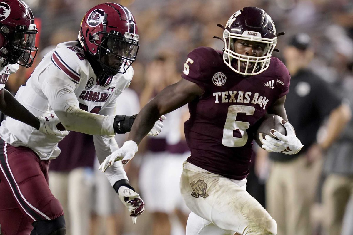 Isaac Smith (@isaacdsmith) on Twitter photo Beyond Blessed to Have Received A(n) Offer From The Texas A&M University!!! <a href="/CoachDurkin/">Coach Durkin</a> <a href="/AggieFootball/">Texas A&M Football</a> <a href="/clintahoots/">Clint Hoots</a> <a href="/DemetricDWarren/">Demetric D. Warren</a> #GigEm #TAMU #AggieUp Beyond Blessed to Have Received A(n) Offer From The Texas A&M University!!! <a href="/CoachDurkin/">Coach Durkin</a> <a href="/AggieFootball/">Texas A&M Football</a> <a href="/clintahoots/">Clint Hoots</a> <a href="/DemetricDWarren/">Demetric D. Warren</a> #GigEm #TAMU #AggieUp