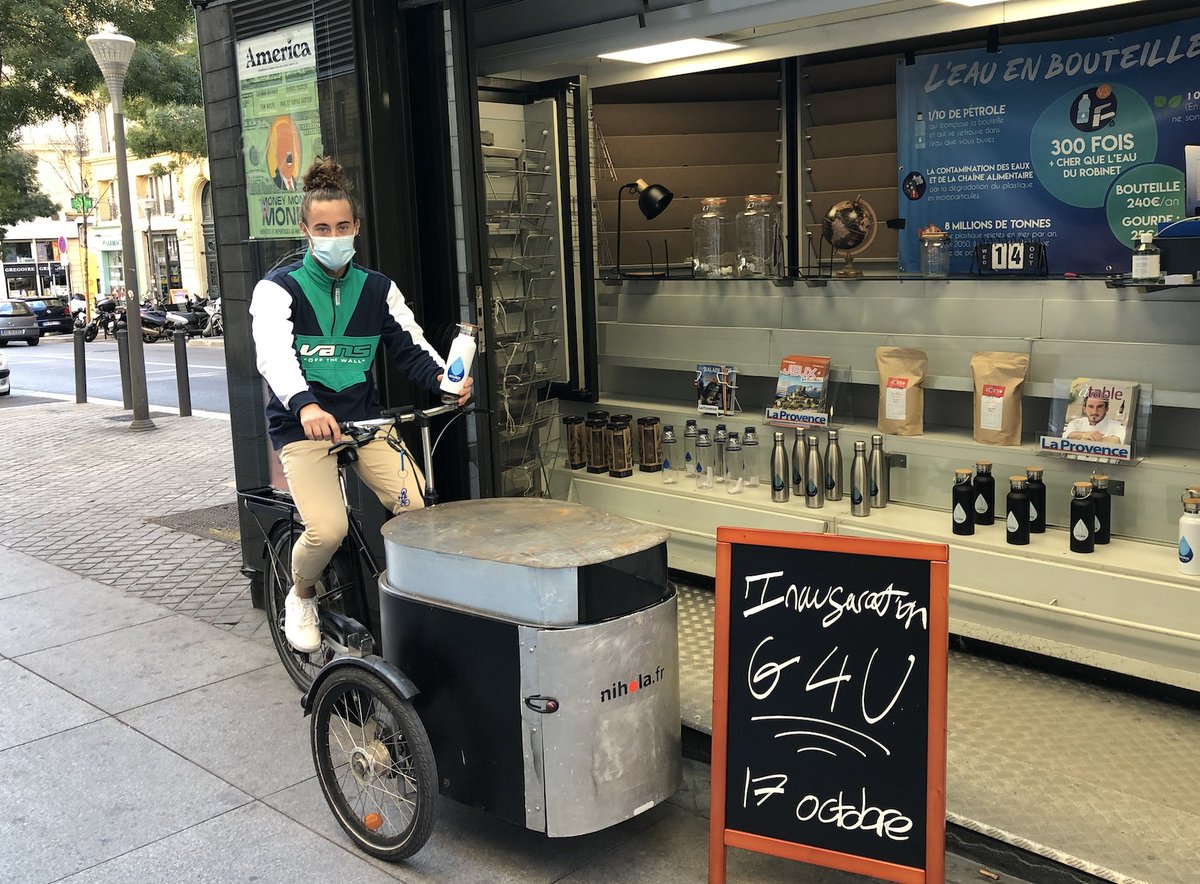 AMPMetropole's tweet photo. 📰 @AMPMetropole est propriétaire de 5⃣4⃣ kiosques marseillais dont la gestion est confiée à @mediakiosk_ ➡💡 qui propose de nouveaux concepts en dehors de la vente de presse : restauration à emporter, torréfacteur, fleuriste, réparation de vélos... ⤵ https://t.co/TcjpZqtnXc