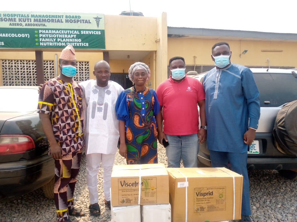 rotexbobo's tweet photo. Our #HealthForAll campaign on 21/01/2022 visited Olikoye Ransom Kuti Memorial Hospital, Asero Abeokuta to donate some Medical supplies. #LifeIsPossible #SDG3 @ConnectSDGs @HealthOgun @YALINetwork @hon_page #UHC https://t.co/dxLfDWO0Mq