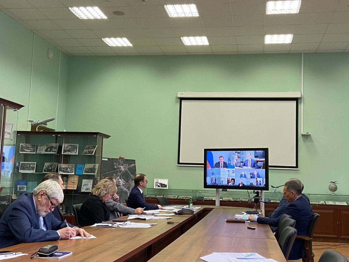 Самарский Университет (@smr_university) on Twitter photo В понедельник, 24 января, губернатор Самарской области Дмитрий Азаров <a href="/D_Azaroff/">Дмитрий Азаров</a> обсудил с руководством Самарского университета им. Королёва ключевые направления развития на заседании Наблюдательного совета, который он возглавляет: ssau.ru/news/19983 В понедельник, 24 января, губернатор Самарской области Дмитрий Азаров <a href="/D_Azaroff/">Дмитрий Азаров</a> обсудил с руководством Самарского университета им. Королёва ключевые направления развития на заседании Наблюдательного совета, который он возглавляет: ssau.ru/news/19983