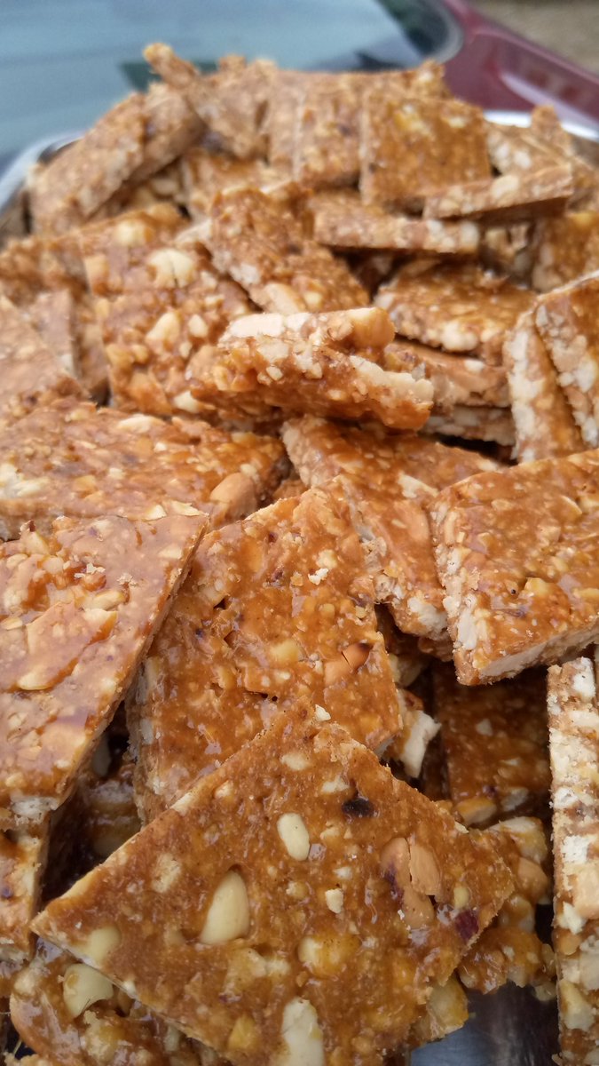 Peanut brittle available🤗 #800
#peanutbrittle
#peanutbar
#maryslove
#umuahia
#abia