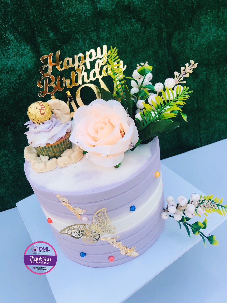 DmlStores's tweet photo. We’re in the business of making mouth watering cakes🤤😍..Delivery within ilorin,ogbomosho,oyo,osun,ibadan,ogun and Lagos state... https://t.co/EMPEDacXTX