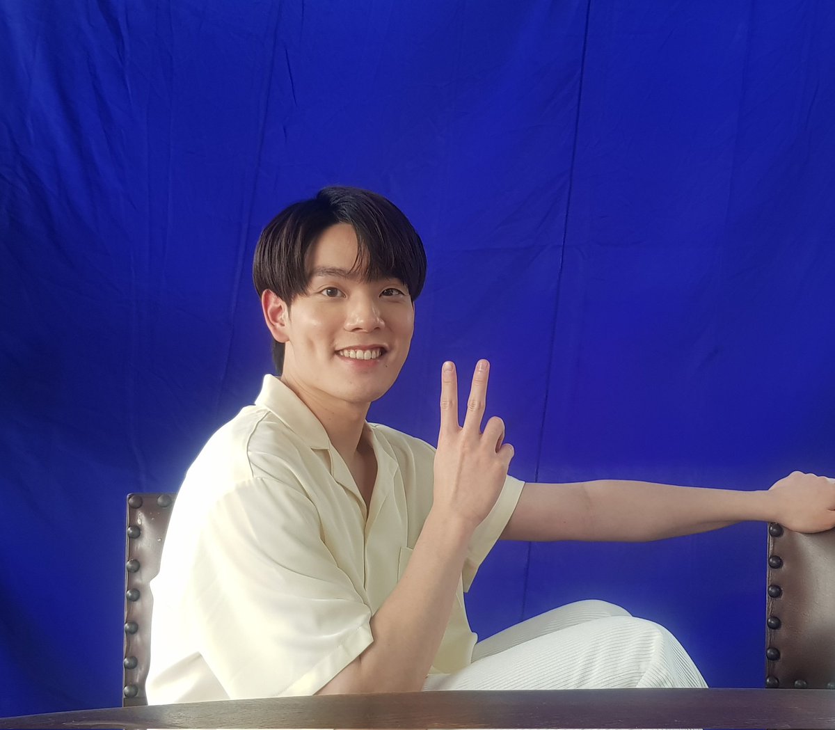 StudioSrkTH's tweet photo. อยากให้ 'คุณเรย์ครับ' ไปอยู่ที่ไหน แอดฝากช่วยคิดที #อีกนานมั้ยCloseFriend2 #ออกกองclosefriend2d6 

ทุ่มนึงเจอกันที่ #.ปิดกล้องclosefriend2 น้าาา https://t.co/aZfUUBtDpN