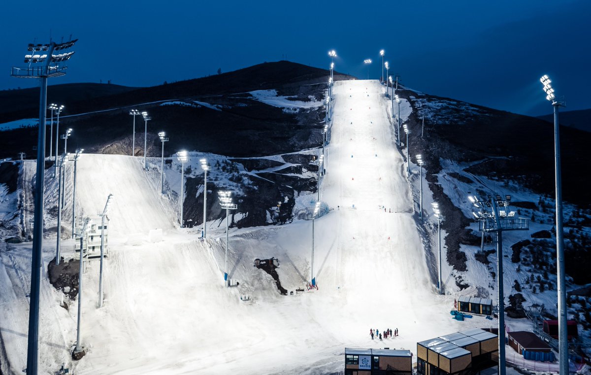 SignifyCompany's tweet photo. Soon, the world’s best athletes will gather in China to compete in the world’s largest winter sports event! We equipped some of the key venues with #Philips-branded LED sports lighting and #InteractSports 💡 Read more: https://t.co/KcLbItwp7s #sportslighting https://t.co/NeJzsJddu6