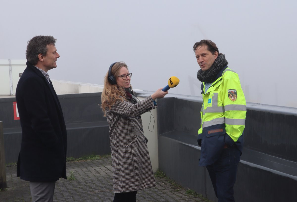 Rob Engelaar, COO bij Bilfinger, en <a href="/deltalinqs/">Deltalinqs</a> beleidsadviseur onderwijs &amp; arbeidsmarkt Cees Alderliesten geven hun visie over de #arbeidsmarktproblematiek in de Rotterdamse haven voor het <a href="/BNR/">BNR Nieuwsradio</a> programma #DeNieuweWereld. Te horen vanmiddag om 15.00 uur. ow.ly/OC6450HC9Oy