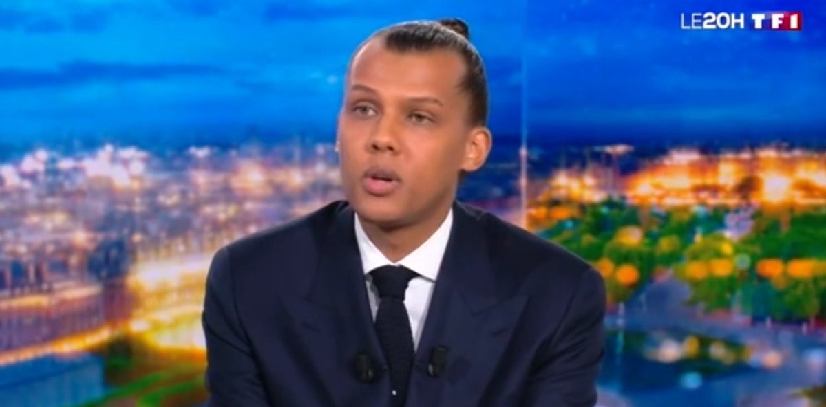 FondaMental_Psy's tweet photo. Christophe Debien l'affirme : "Stromae va clairement sauver des vies." Le fait qu'un artiste aussi reconnu, exprime son mal-être, ses tendances suicidaires, puis son rétablissement dans une chanson est un "magnifique cadeau".
Sur @France3tv ➡ https://t.co/WITUWlLEkA https://t.co/ySsv23elMQ