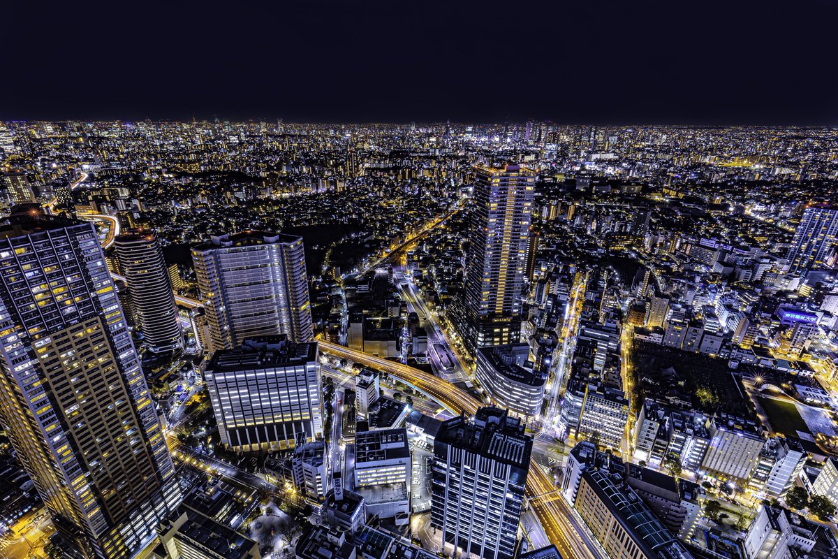 Ichiph's tweet photo. 池袋から見る夜景が素晴らしい https://t.co/RM0mH7d1b1