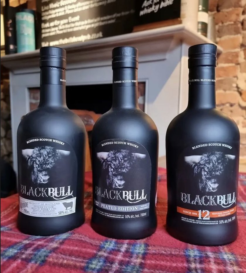 BURNS NIGHT... 🏴󠁧󠁢󠁳󠁣󠁴󠁿🥃
We'll be raising a might fine dram from our award-winning portfolio to celebrate the Bard of Ayrshire today.
Slàinte Mhath to all our followers! 🏴󠁧󠁢󠁳󠁣󠁴󠁿
#burnsnight #burnsnight2020 #rabbieburns 
Picture taken in <a href="/BullsHeadMobb/">The Bulls Head</a>