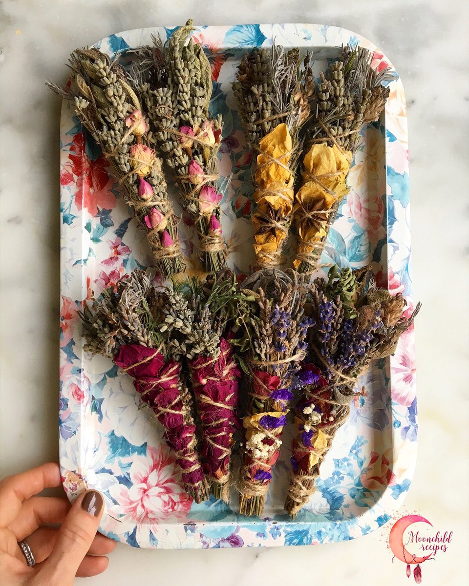 Floral smoke sticks made under the wolf full moon 🌕 
Making them extra special 🌸
Available via link in bio✨
#smoke #sticks #smokestick #sage #handmadeuk #shopsmalluk #etsyuk #etsy #etsyshop #EtsySeller #etsyfinds #etsygifts #etsyhandmade #etsysale #SpiderManNoWayHome