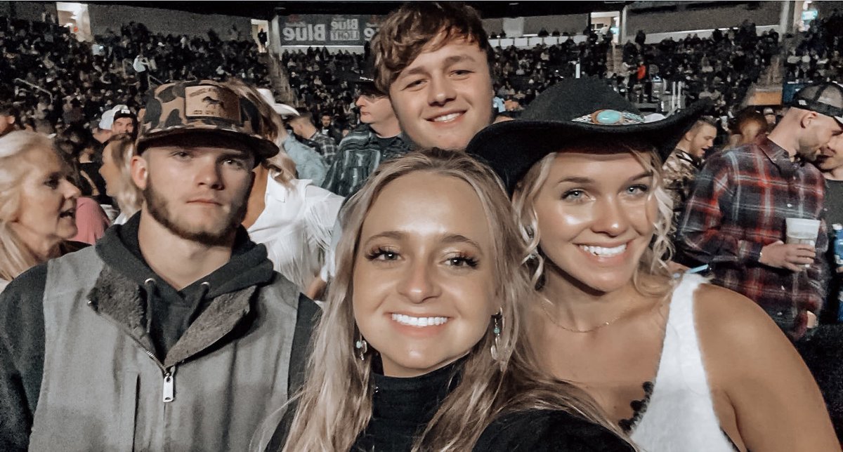 Cidney Huff tweet media