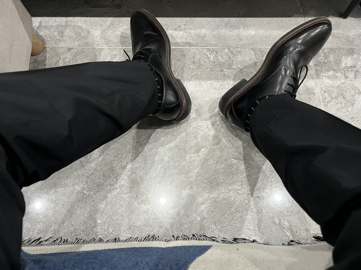 buer222222's tweet photo. 👨‍💼 https://t.co/xRdfaDOsxJ