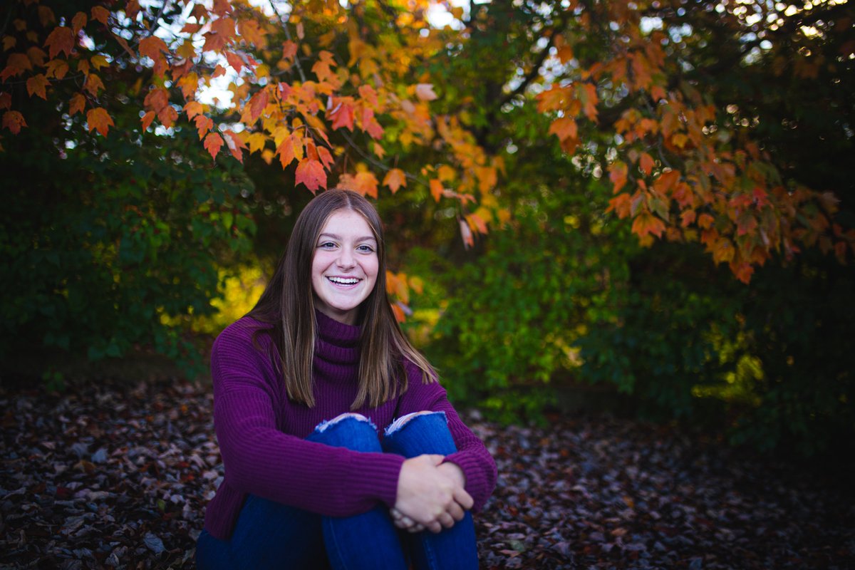 PMHSLitandLearn's tweet photo. #sheehanigans #seniorpicseason #soadorable https://t.co/XeVw5qFJEI