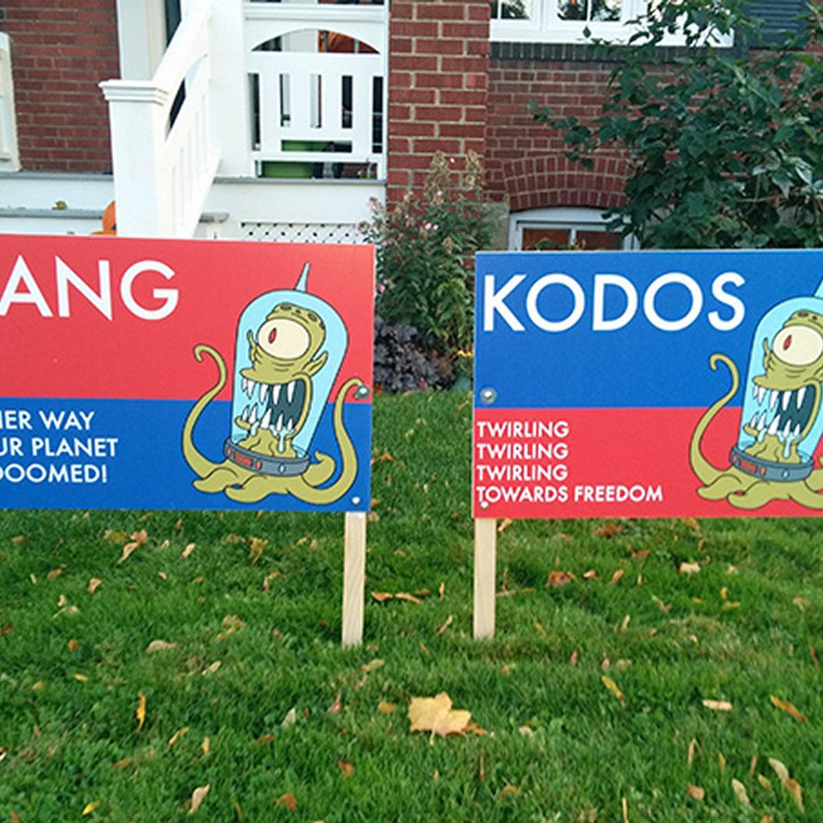 lifestyle_a2z's tweet photo. 33 Funny Yard Sale Signs That Are Too Good🤦‍♂ 🤣 #funny #signs