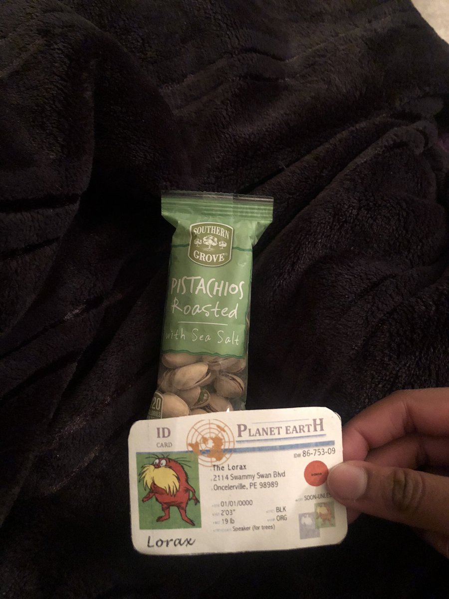 student8887's tweet photo. Nuts are high in protein for places that don’t have enough food for everyone. But having a good mix of nutrients in a diet can help a population thrive and become stable! @franklinlorax #apespop https://t.co/OkjkrR6M9b