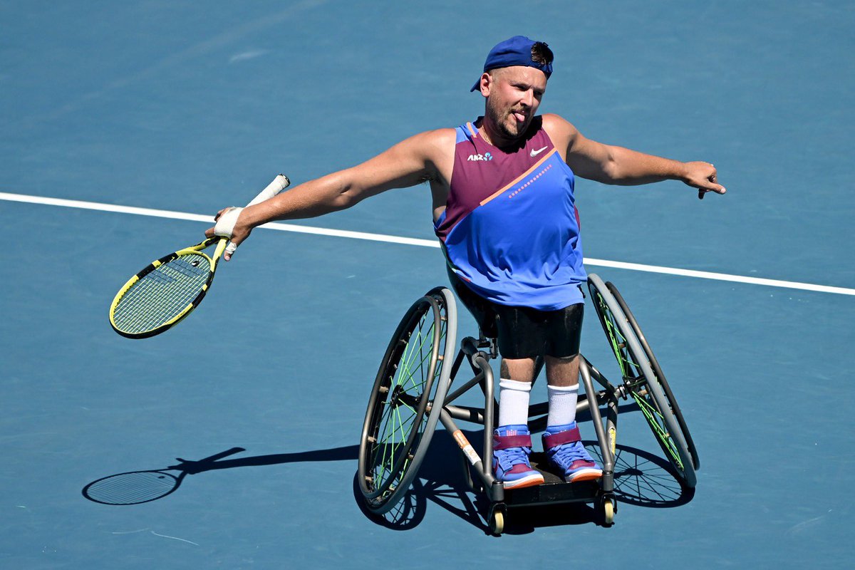 Finals bound baby! 

Thursday is the last dance. Let’s pack Rod Laver Arena and have some fun xx 🕺🏼🎾🔥 #ausopen