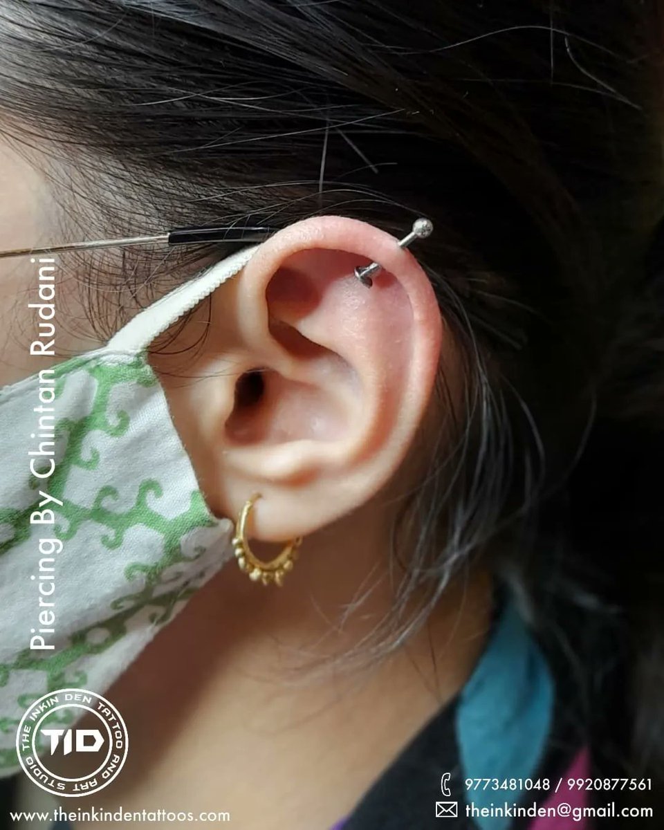 theinkinden's tweet photo. Ear Piercing (Lobe and Helix)

By @theinkinden @chintanrudani

#piercings #piercing #earpiercing #helixpiercing #lobepiercing #doublehelix #upperlobepiercing #chintanrudani #indiantattooartist #indianartist #piercingartist #piercingjewelry https://t.co/2QwaZJOuHd