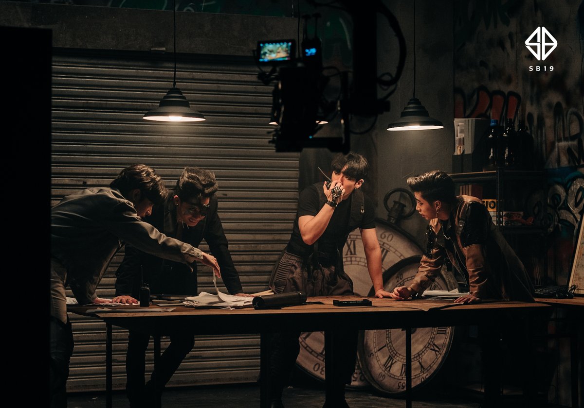 SB19Official's tweet photo. 📸 #SB19Lookback2021 | 'Bazinga' MV Stills

Check out these exclusive unreleased photos from the 'Bazinga' MV Shoot!

🎥 Watch 'Bazinga' MV here: https://t.co/HejVdrHRrI
📀 Streaming on all digital music platforms!

In frame: #SB19_STELL

#SB19 
Listen to #Bazinga_SB19! https://t.co/X8wMz4kmtd