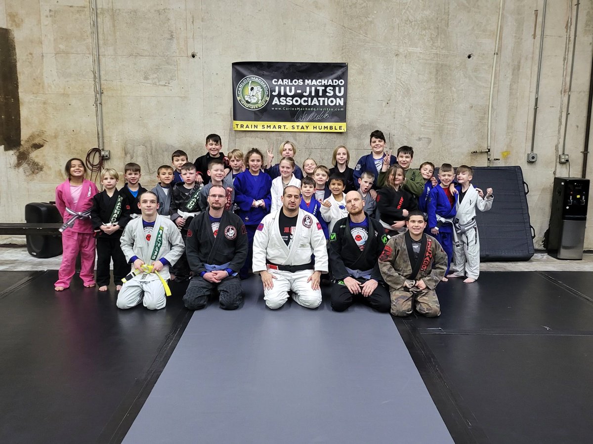 CohesionBJJ's tweet photo. Kids class was great these kids were killing it https://t.co/LrNhT9zfvM