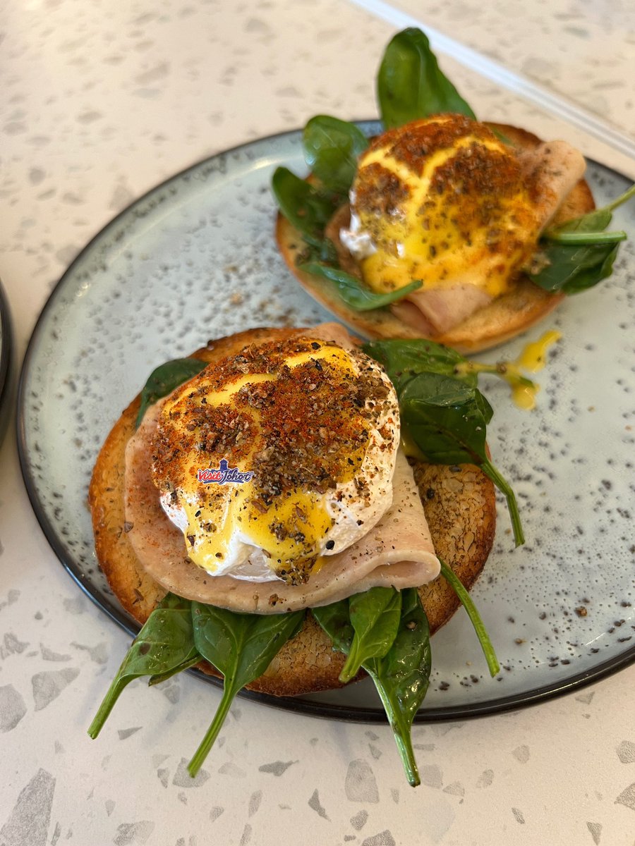 visitjohor_'s tweet photo. Admin nak share-kan dengan korang Principle Cafe by TAM betul2 dekat belakang Persada Johor yang menghidangkan dari lunch hingga la ke hi-tea dengan konsep 'Asian-Western Fusion Cafe' yang baru sahaja dibuka! https://t.co/etN7UuoofD