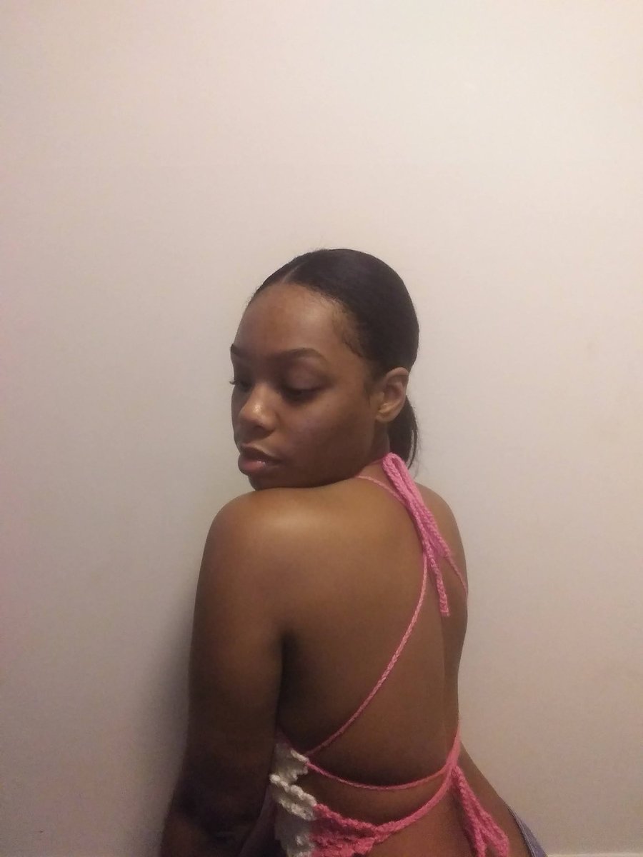 chantelunique's tweet photo. You give me butterfliesss🦋🦋 https://t.co/pIKr0jm3um