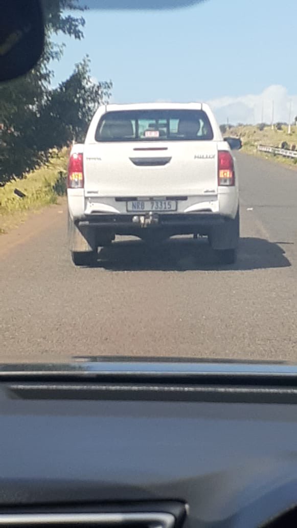 NgwaneNtobe's tweet photo. This is the car that was following my dad! https://t.co/50UZuiIB3Q