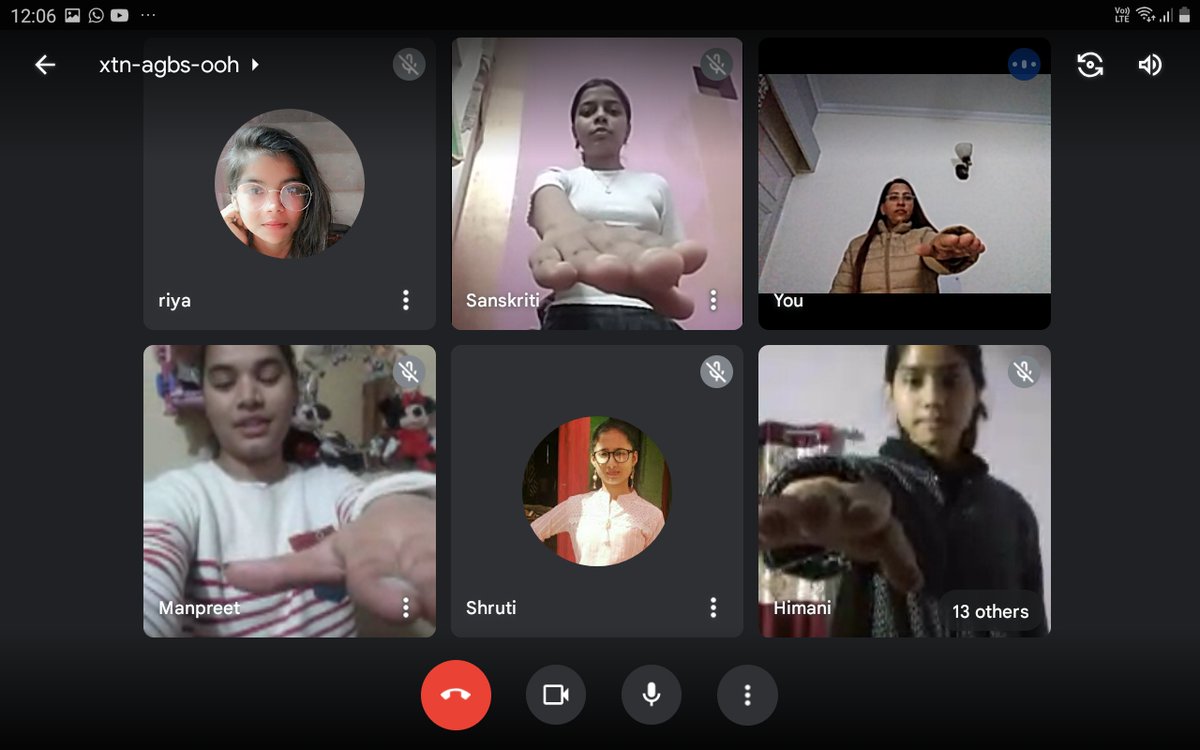 National Voter Day Celebration in SKV, Pushp Vihar Sector-1 Head of School Mrs. Veena Devi Sejwal with School Staff and Students