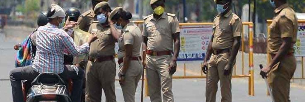 TnNewsvision's tweet photo. சென்னையில் ஒரே நாளில் முகக்கவசம் அணியாத 2,806 பேர் மீது வழக்குப்பதிவு செய்து ரூ.8,60,600 அபராதம் வசூல் - காவல் துறை  
#MaskFine https://t.co/Bwr2xYIBmY