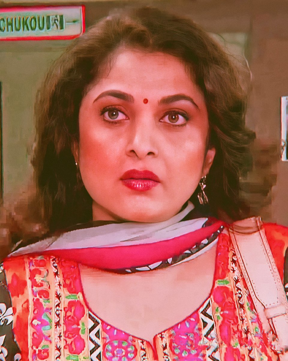 Rajasree_Ramya's tweet photo. 💟  I Break in Your Eyes
You are Blooming in My Heart 💟

 💟  Way to Embrace Me with your Hands, I will Forget My Pains  💟

💟 You Take My Life Too  
 I will Never Leave You 💟

💟 You are My Mother 
Why did you Forget Me 💟

@meramyakrishnan https://t.co/lFZtE5wMpa