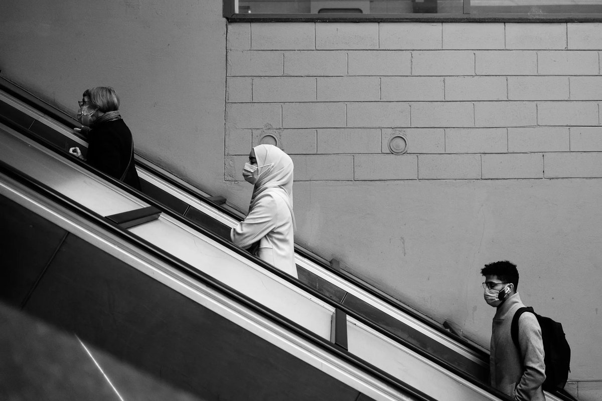 streetchunks's tweet photo. Shadows.

#streetphotography #riochgr #NFTartist #blackandwhitephotography https://t.co/JhTrxfKVP5