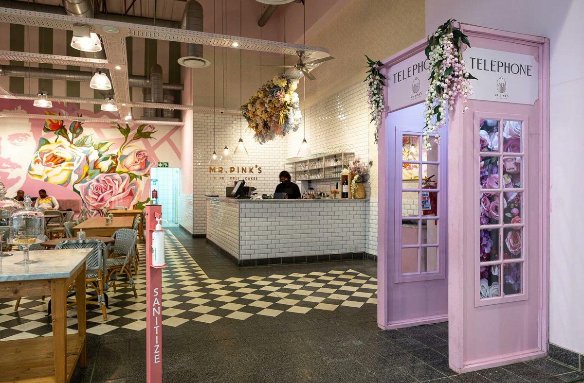 BaywestmallPE's tweet photo. Is breakfast really the most important meal of the day? 🍳 Brunch at the brand-new #mrpinks is the most glamorous, so it wins the top spot in our books 😉
Turn a late brekkie into a feast with eggs Benedict, avocado toast, fluffy flapjacks, and fried chicken and waffles 🥞 https://t.co/4lbrHXjs3i