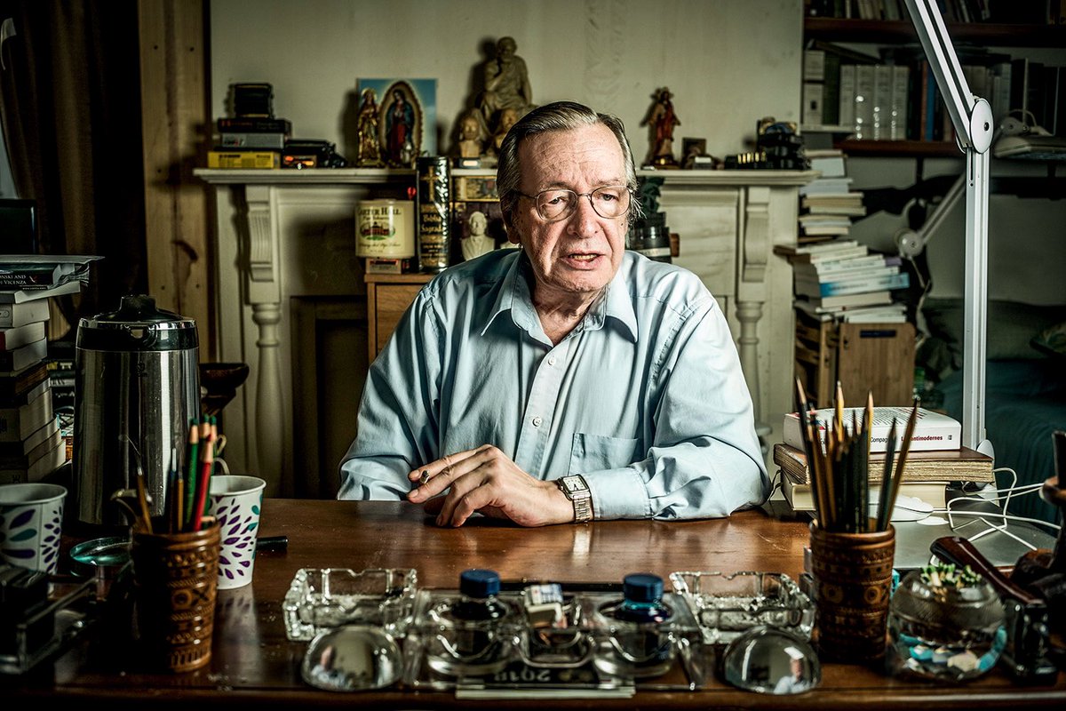 O professor Olavo de Carvalho era difamado para não ser lido, justamente porque seus detratores sabiam que uma vez estudada, sua obra viraria porta de entrada para um vasto mundo intelectual. Mas era cheio de perdão e reconhecimento até a seus inimigos. Descanse em paz! 🙏