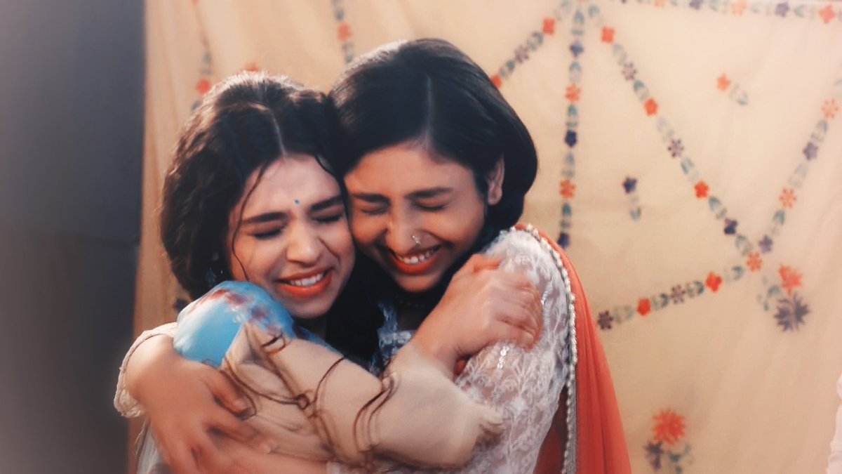 hereforsush's tweet photo. A friendship like theirs >>> ✨❤

| #KyunUttheDilChhodAaye • #1yearofkudca • #vashrit | https://t.co/sQwyvSLGNG
