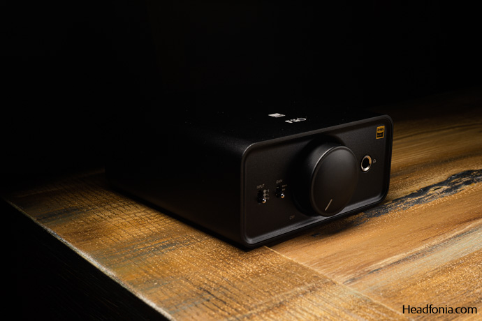 headfonia's tweet photo. The brand new @FiiO_official  K5PRO ESS DAC/AMP is what we're looking at today. Find out how this desktop unit performs and compares, now on Headfonia! https://t.co/RtImIwZh4Y #headfonia #headfi #fiio #K5PROESS #fiioK5PROESS #review https://t.co/qn8tgI3PyZ