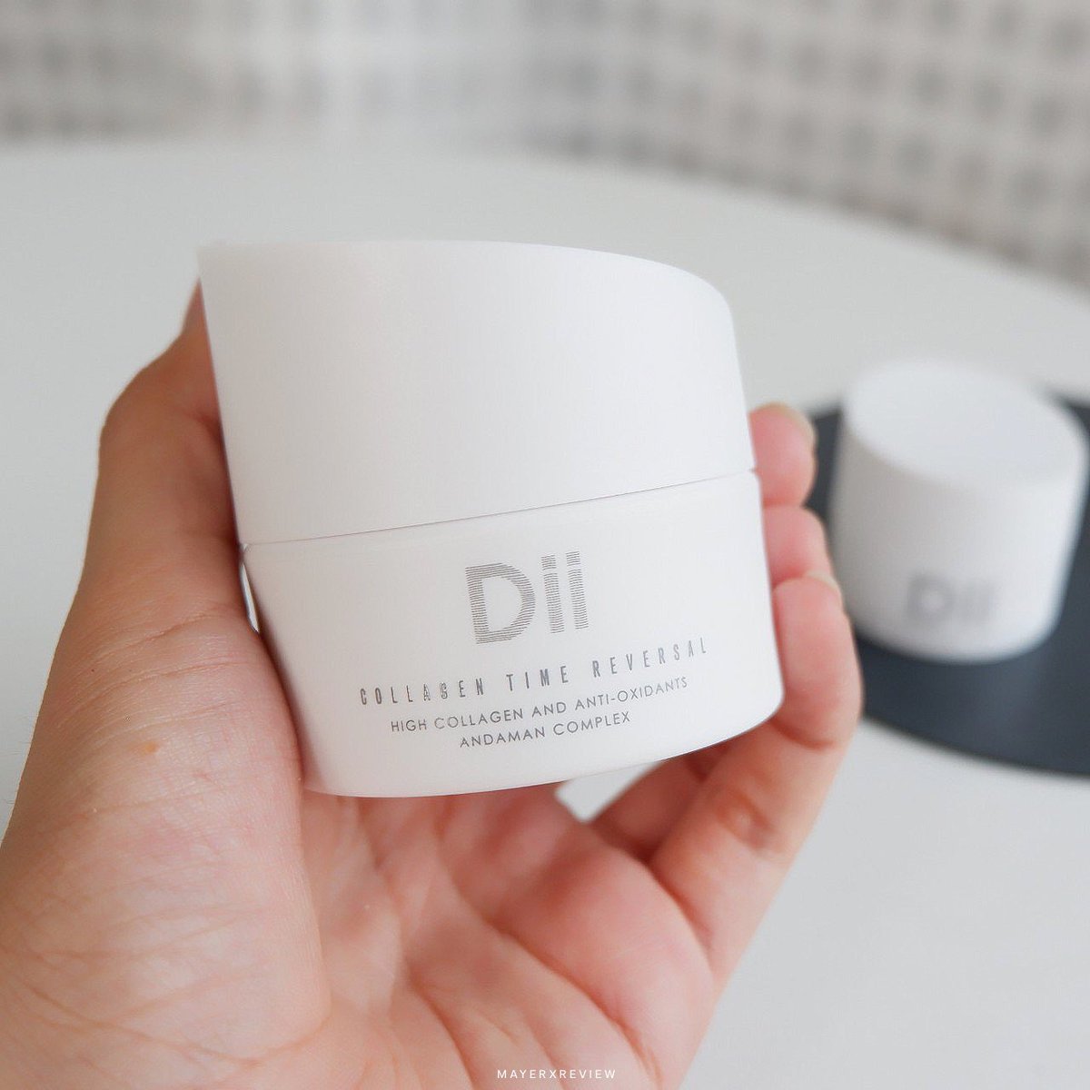 memayerr's tweet image. กระปุกเล็กหมดไปกระปุกใหญ่ไม่มาได้ไงเนอะ ☺️ Dii Collagen Time Reversal ครีมคอลลาเจนเนื้อเจลลี่ที่เมย์ติดหนักมาก ทาทุกคืนเลย ให้ความชุ่มชื้นผิวดีมากๆ ผิวฟูขึ้นดูอิ่มน้ำ ผิวแพ้ง่ายแบบเมย์ใช้ได้ไม่มีแพ้ ปลื้ม ฉันรักแบรนด์นี้ 🥰 #Diiclassyskin #ใช้ดีบอกต่อ #DiiNista #Diithailandreview