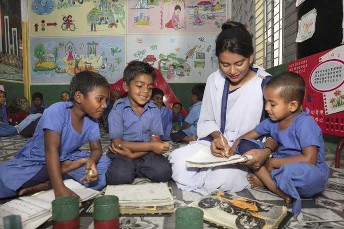 KentPage's tweet photo. "The best way to find yourself is to lose yourself in the service of others." ~Mahatma Gandhi

Please retweet if you agree w/these #TuesdayThoughts &amp; that #EducationCannotWait for any child.

@bmz_bund @fcdoeducation @sida @caseforhumanity @educannotwait @yasminesherif1 #SDG4📚 https://t.co/XXDLOxXIHP