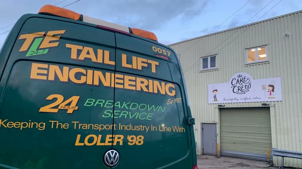 TLE247's tweet image. Whether you’re in Cheshire, North Wales, Greater Manchester, Lancashire, Merseyside or Cumbria, one number is all you need for your tail lift, shutter door and moving deck breakdowns. Just call 08442250281 and we will be happy to help. #24hour #roadsidebreakdown #northwestengland