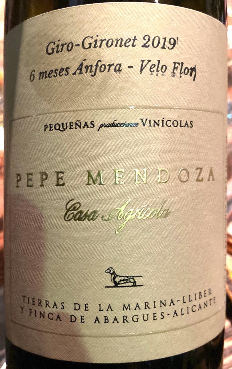 Dinner with my friend ⁦<a href="/lismorewine/">Samantha O'Keefe</a>⁩ last night. Really enjoyed drinking this rare wine from Pepe Mendoza in Alicante.